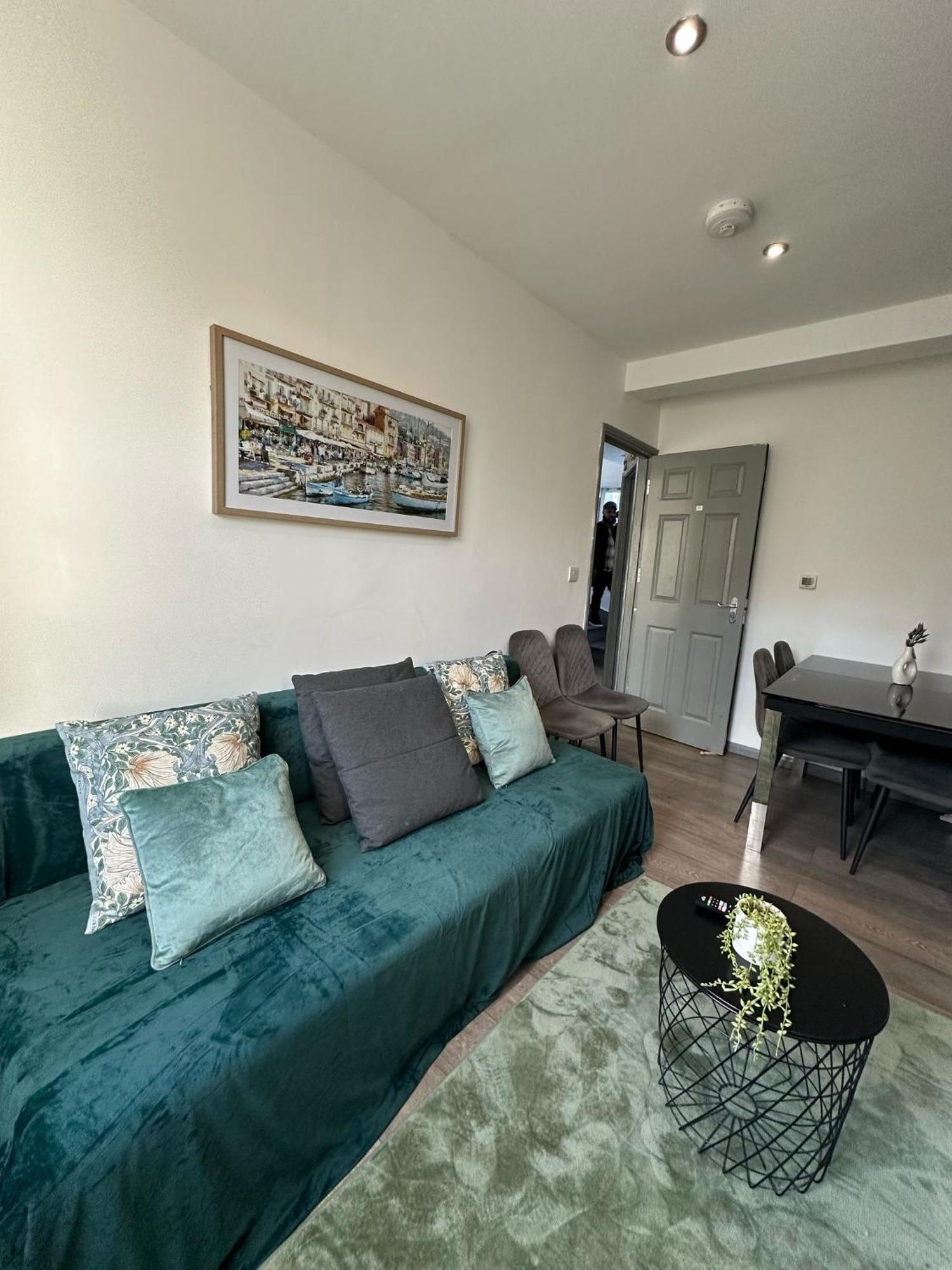 "Euston Comfort" 3 Bedroom Flat In Kings Cross, St Pancras!!!!118B Лондон Экстерьер фото