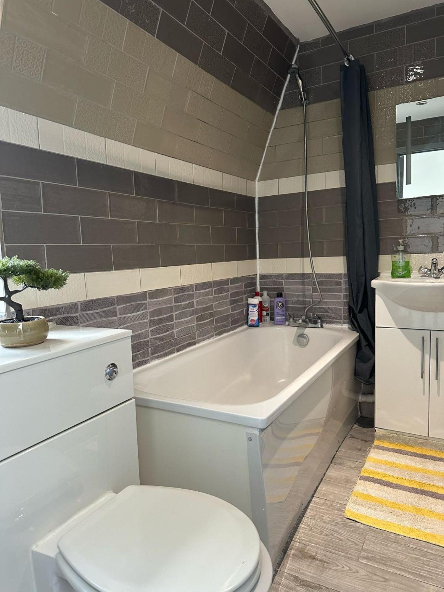 "Euston Comfort" 3 Bedroom Flat In Kings Cross, St Pancras!!!!118B Лондон Экстерьер фото